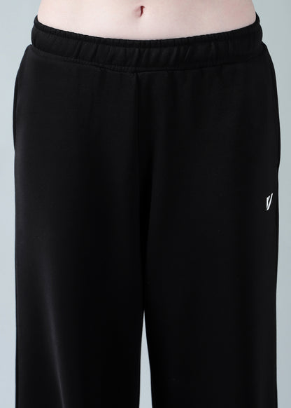 Luxe Core Relaxed Pants