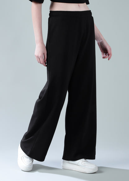 Luxe Core Relaxed Pants